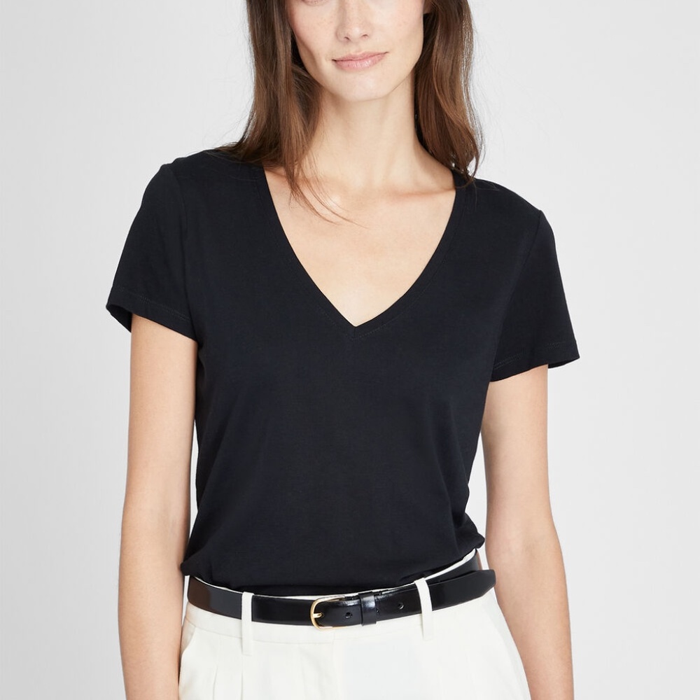 Signature Mahssa Tee - New With Tags - NEVER WORN - Black